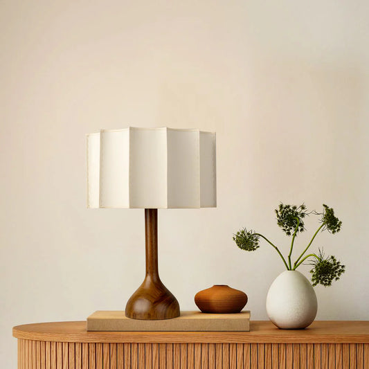 Yukitolvi Table Lamp